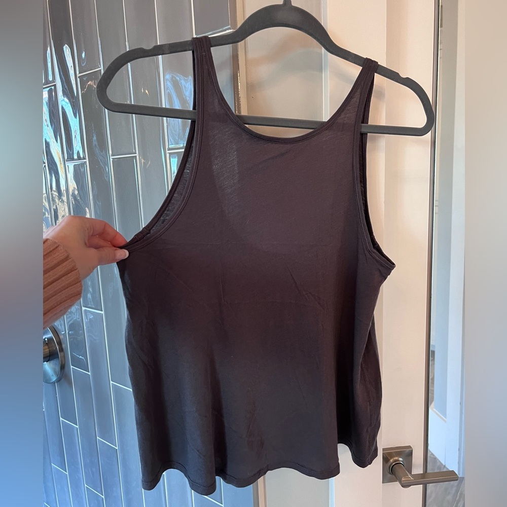 Lululemon size 6 purple/gray top
